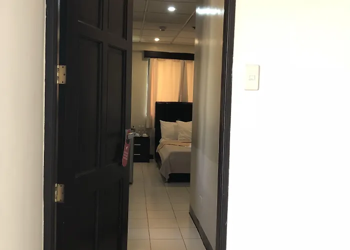 Amax Makati Ii 2* Manille