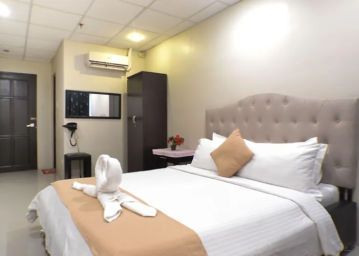 Amax Makati Ii 2* Manille
